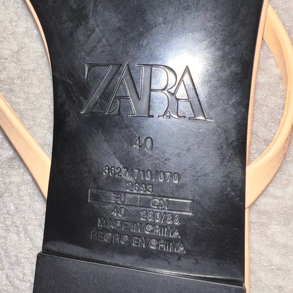 NEW Zara Square Toe Strappy Flat Sandals Sz 39 - Picture 4 of 5